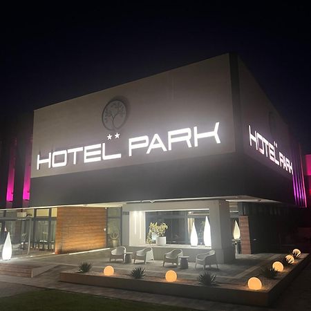 Hotel Park Opoczno Dış mekan fotoğraf