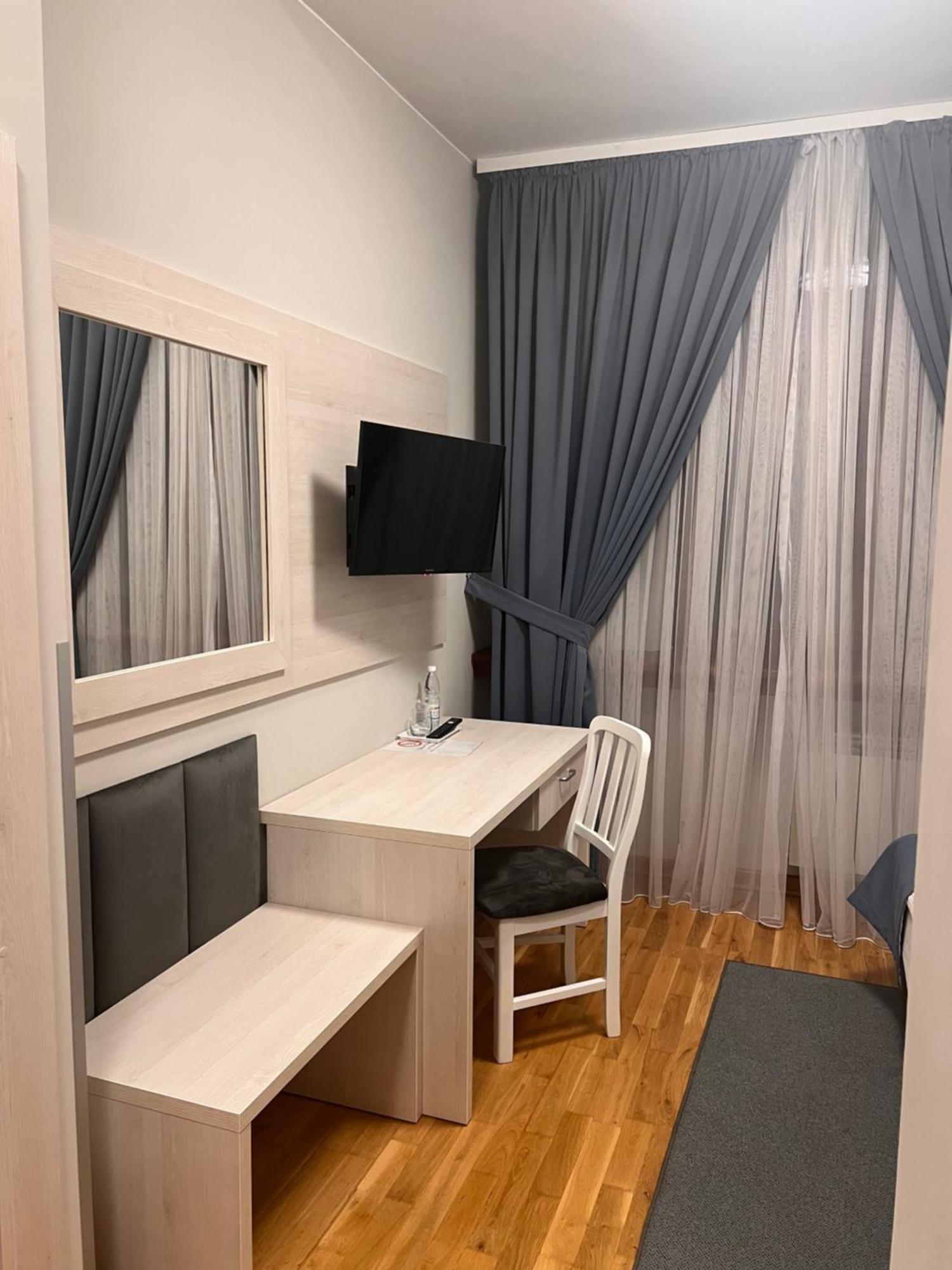 Hotel Park Opoczno Dış mekan fotoğraf