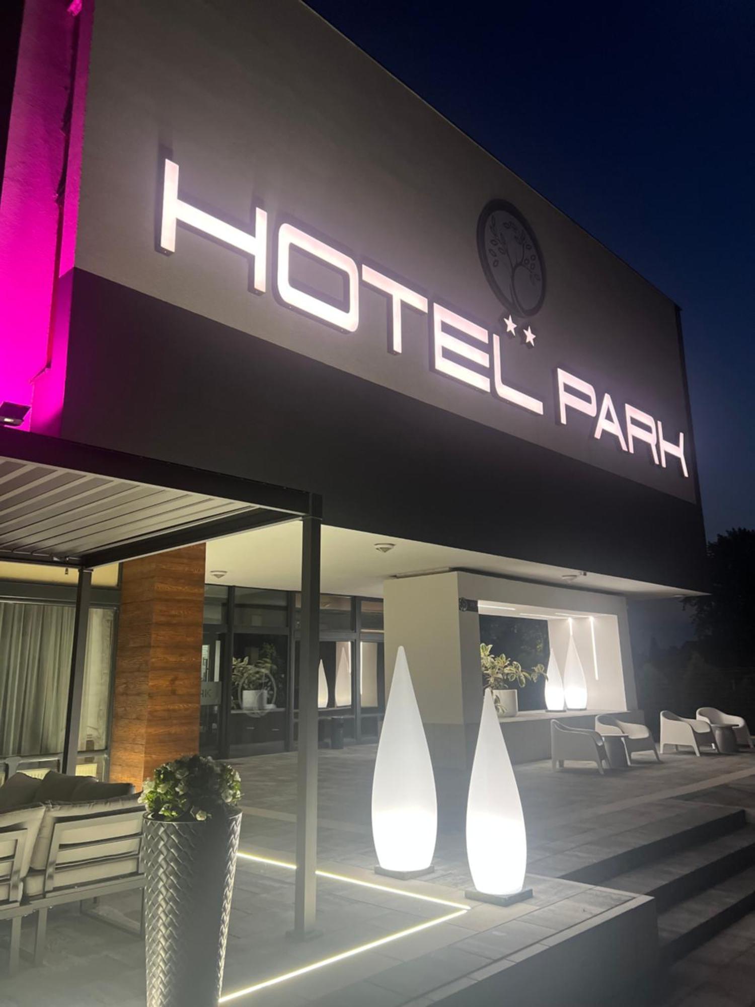 Hotel Park Opoczno Dış mekan fotoğraf